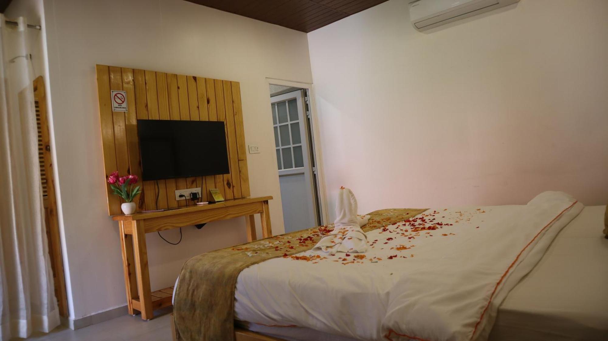 Maargit Beach Resort Mandrem Εξωτερικό φωτογραφία