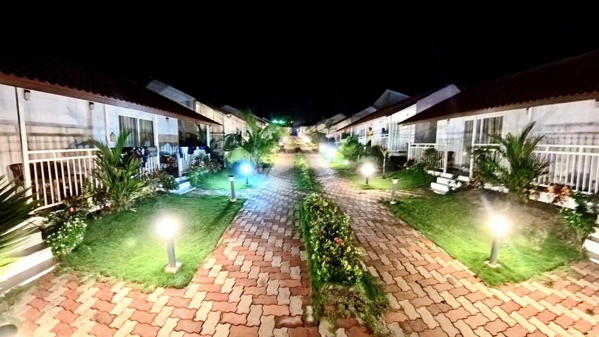 Maargit Beach Resort Mandrem Εξωτερικό φωτογραφία