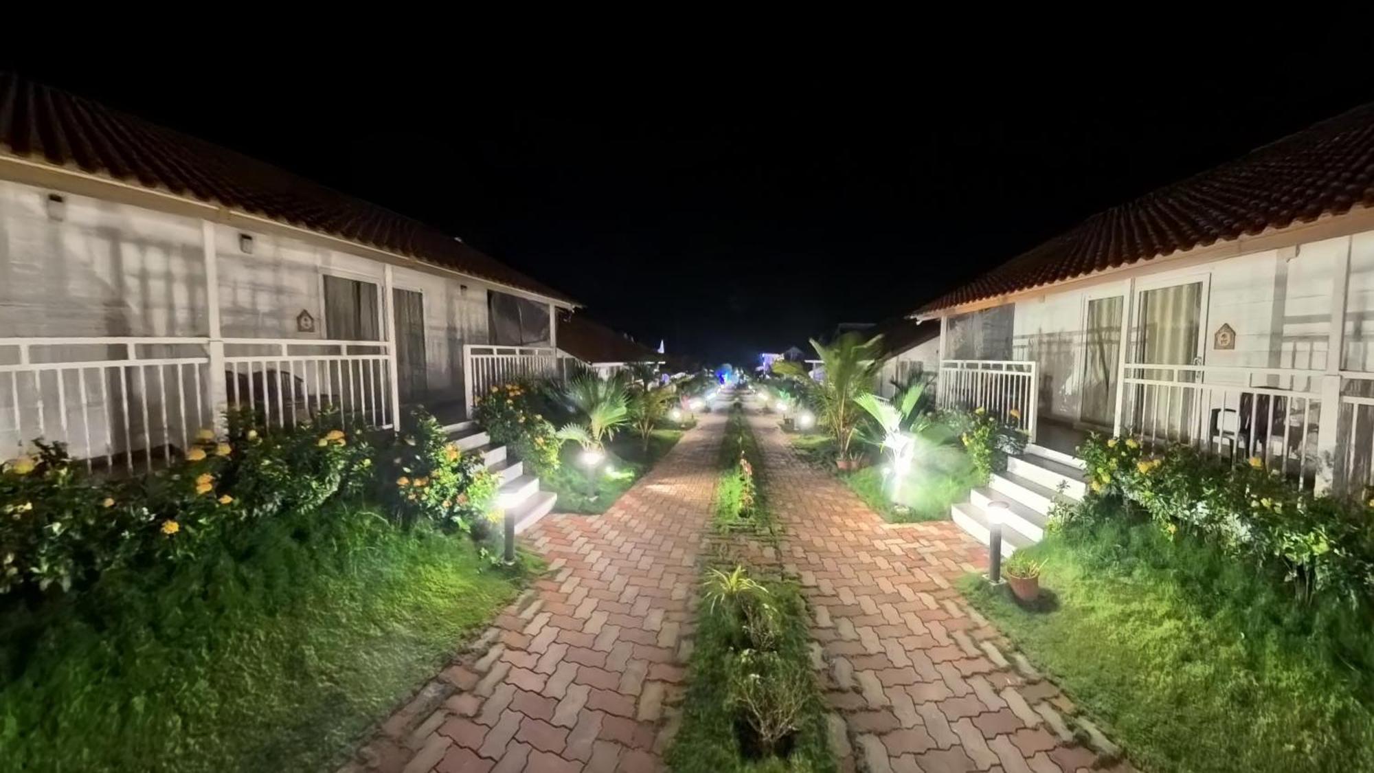 Maargit Beach Resort Mandrem Εξωτερικό φωτογραφία